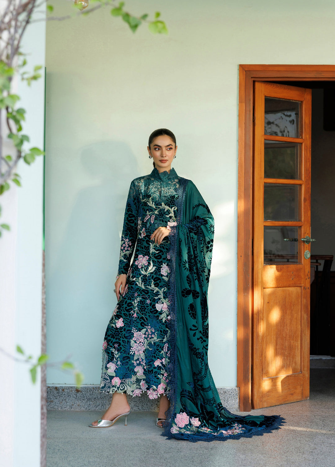 Plush Luxury by Asifa and Nabeel Unstitched Embroidered Velvet 3 Piece Suit Bella WLXU-08 - Festive Collection
