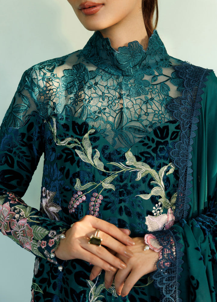 Plush Luxury by Asifa and Nabeel Unstitched Embroidered Velvet 3 Piece Suit Bella WLXU-08 - Festive Collection