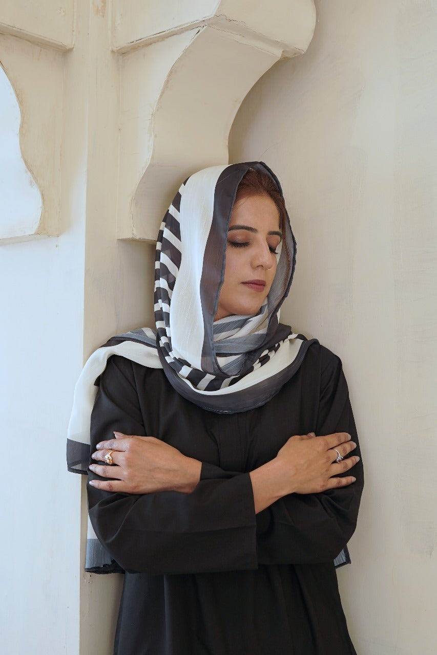 Dhaga Women Scarve Printed Crinkle Silk 1 Piece Basic Diagonal - Summer Collection