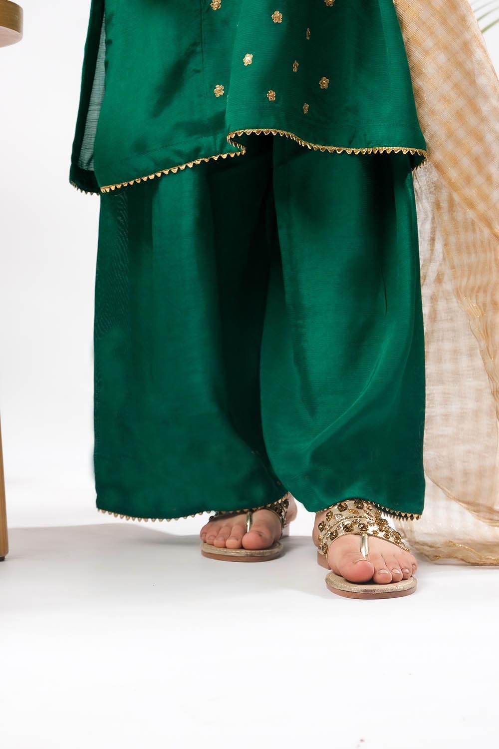 Senorita Girls RTW Embroidered Viscose Raw Silk 3 Piece Suit KDD-03279 Eid Collection