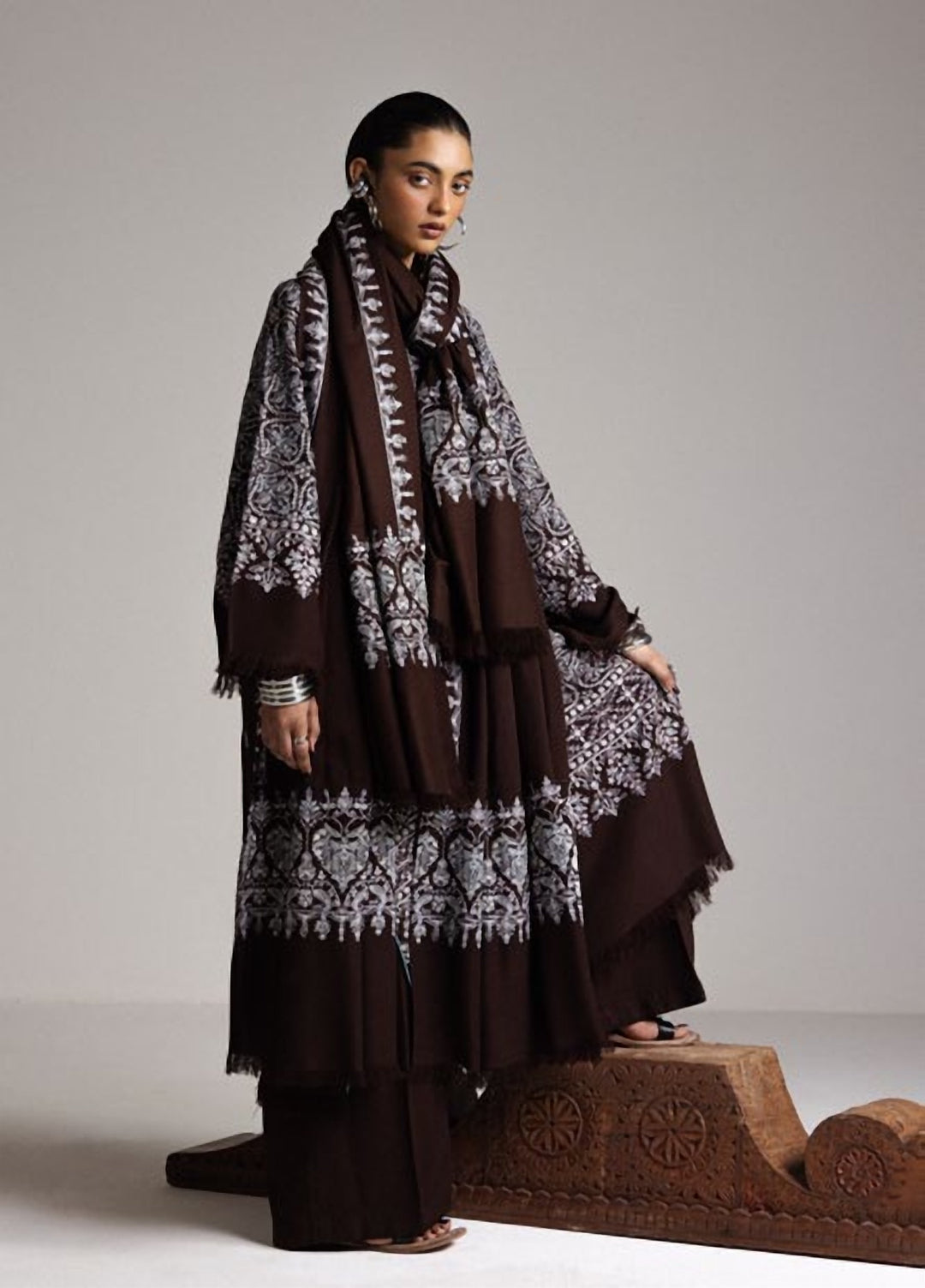Saraab by Zara Shahjahan Unstitched Embroidered Marina 3 Piece Suit ZS26USW AQEEQ - Winter Collection