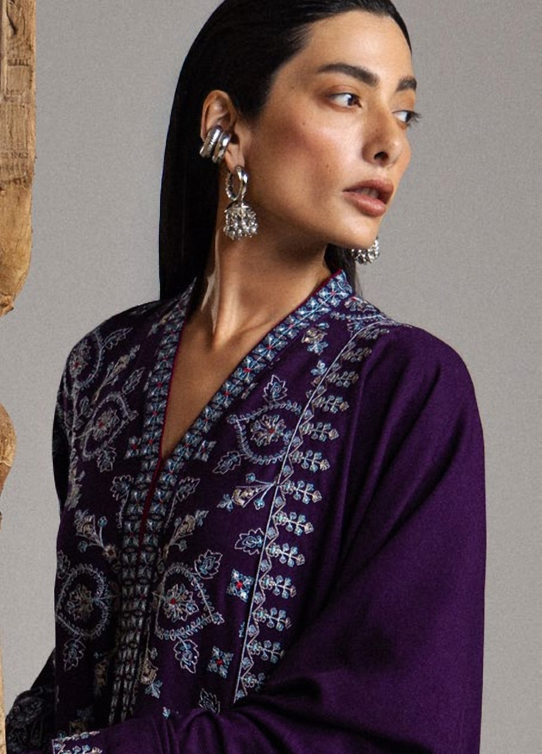 Saraab by Zara Shahjahan Unstitched Embroidered Marina 3 Piece Suit ZS26USW Banafsha - Winter Collection