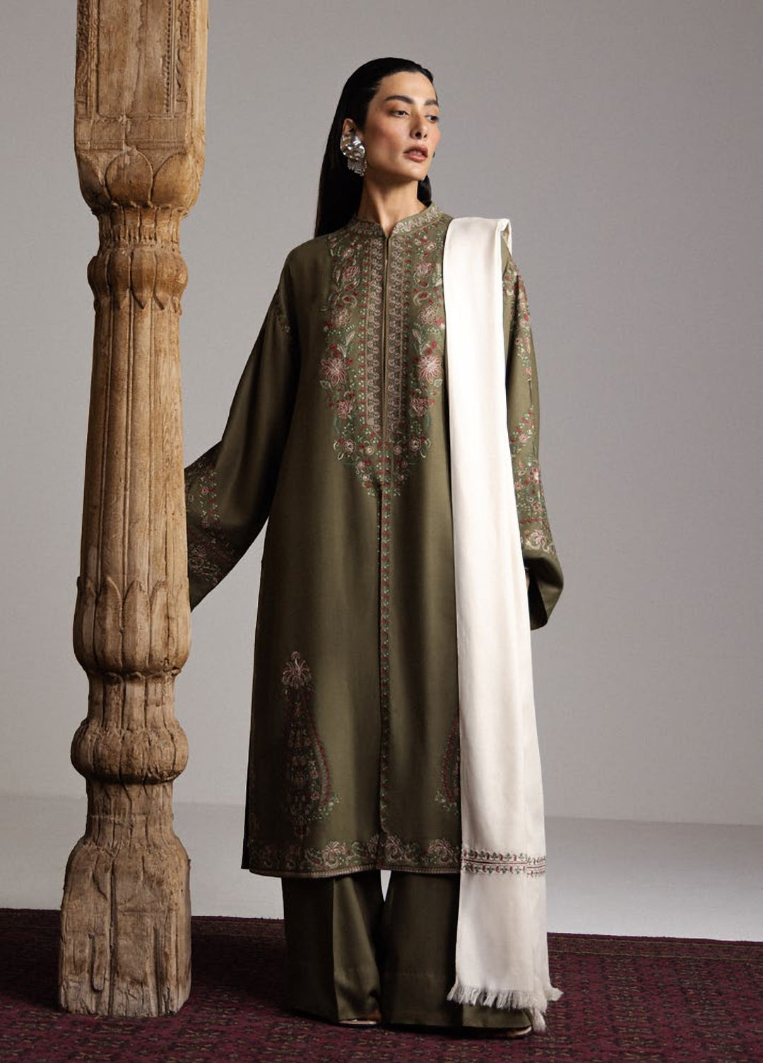 Saraab by Zara Shahjahan Unstitched Embroidered Marina 3 Piece Suit ZS26USW Chinar - Winter Collection