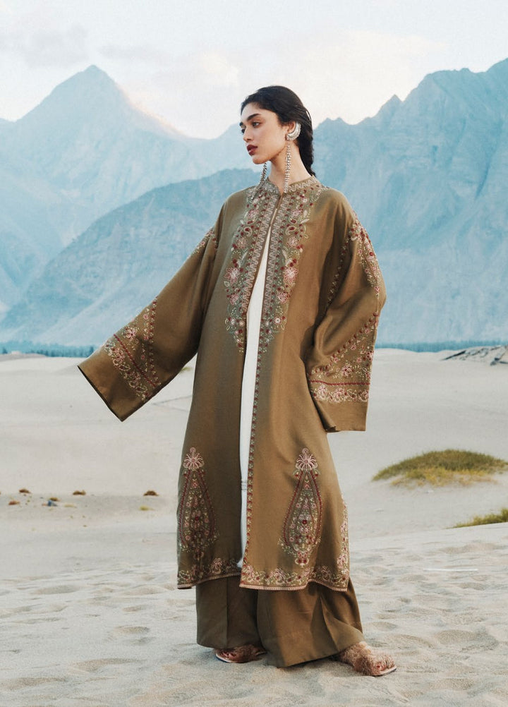 Saraab by Zara Shahjahan Unstitched Embroidered Marina 3 Piece Suit ZS26USW Chinar - Winter Collection