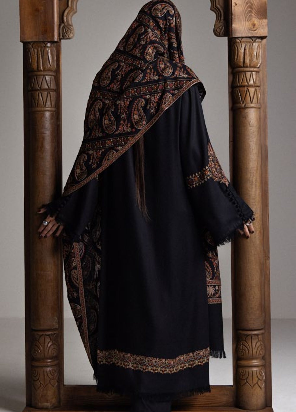 Saraab by Zara Shahjahan Unstitched Embroidered Marina 3 Piece Suit ZS26USW OUD - Winter Collection