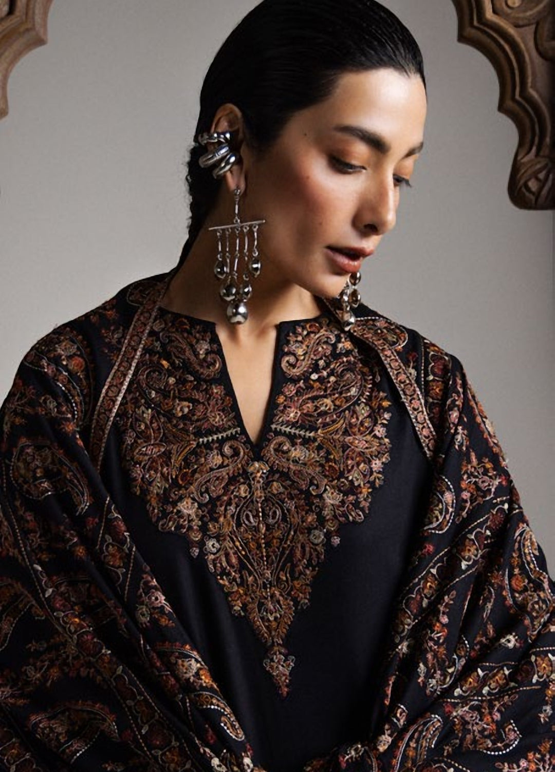 Saraab by Zara Shahjahan Unstitched Embroidered Marina 3 Piece Suit ZS26USW OUD - Winter Collection