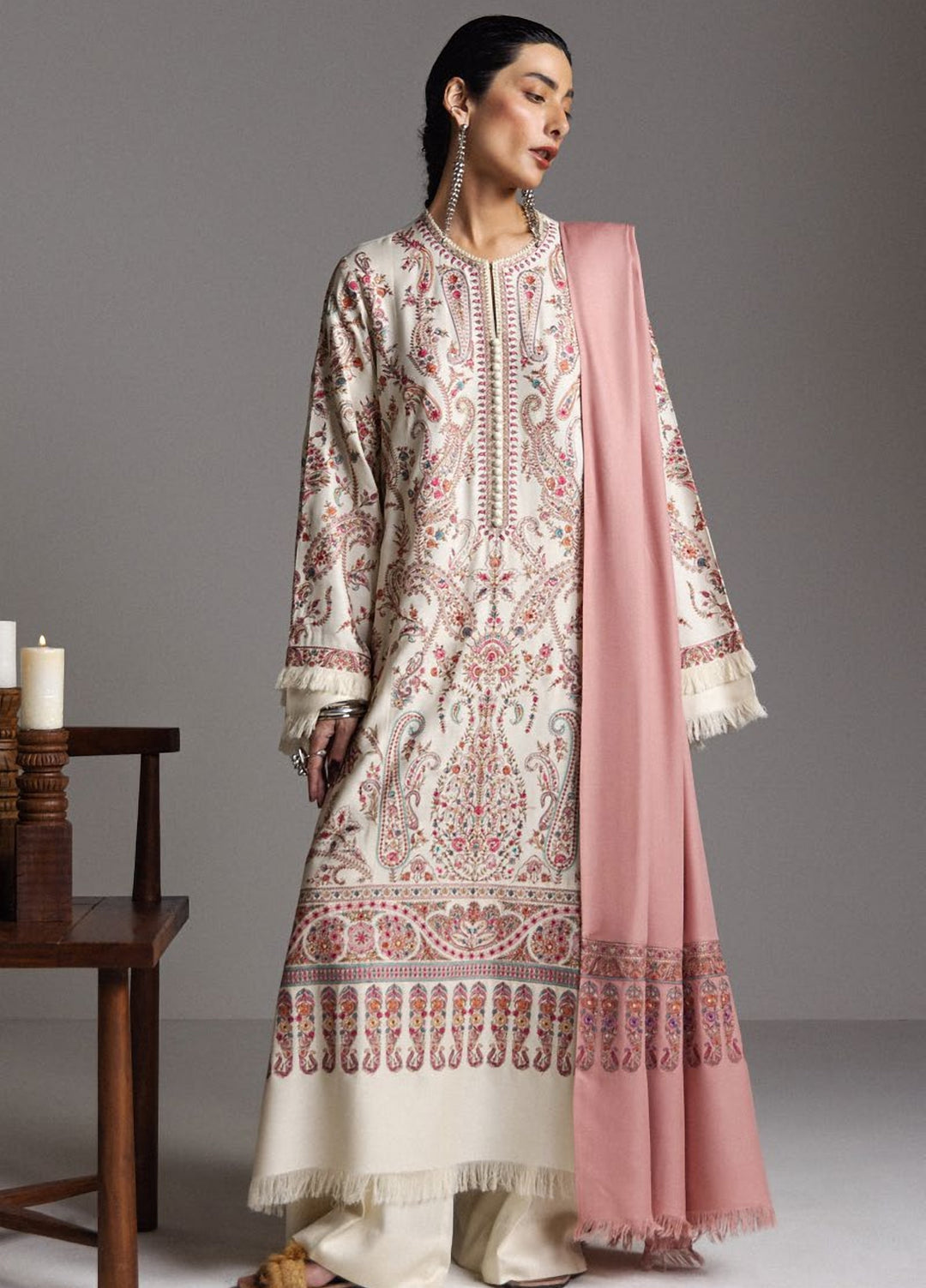 Saraab by Zara Shahjahan Unstitched Embroidered Marina 3 Piece Suit ZS26USW Pashm - Winter Collection