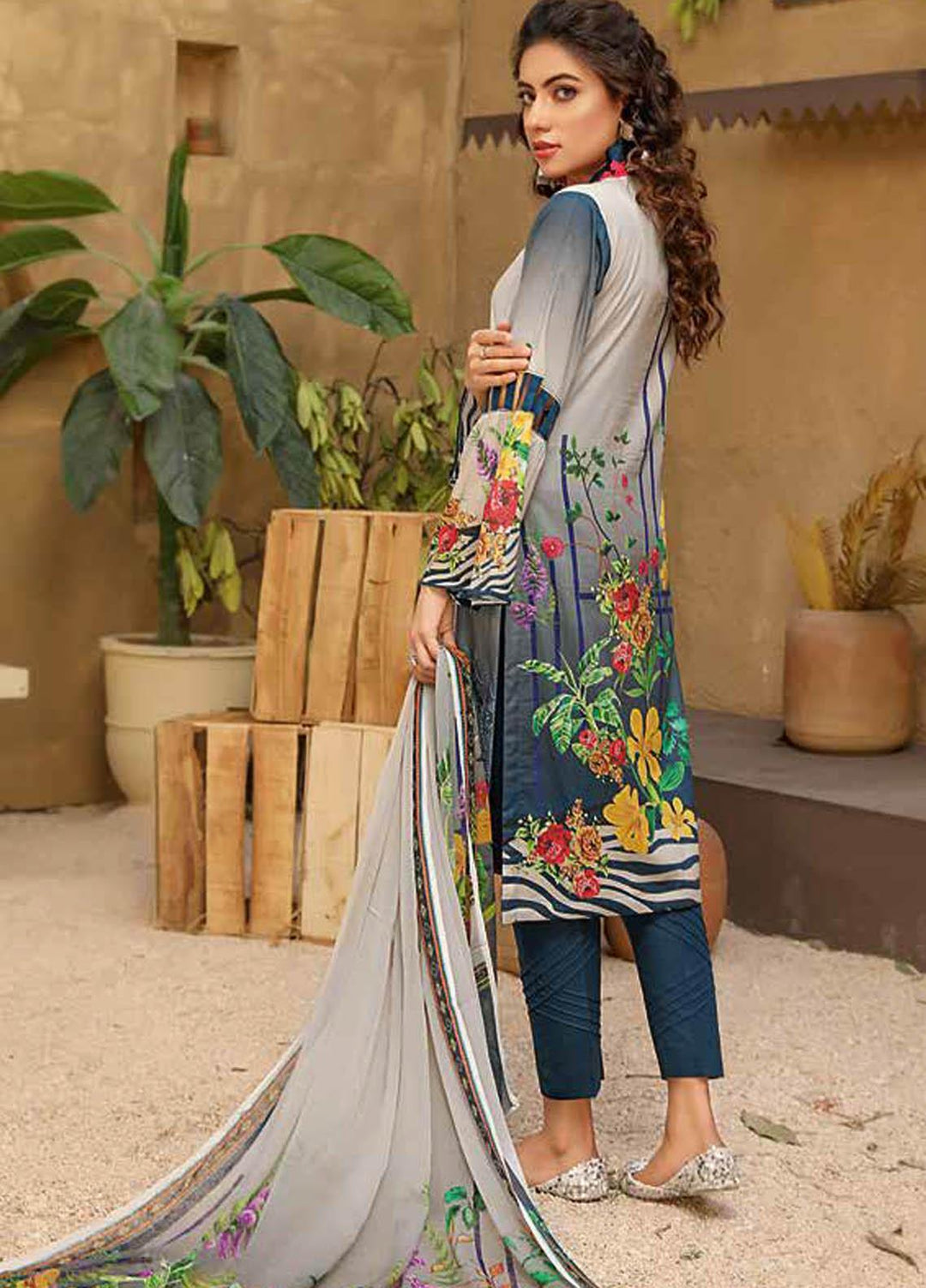 Aafreen by Riaz Arts Embroidered Lawn Suits Unstitched 3 Piece RA21AF 17 - Summer Collection