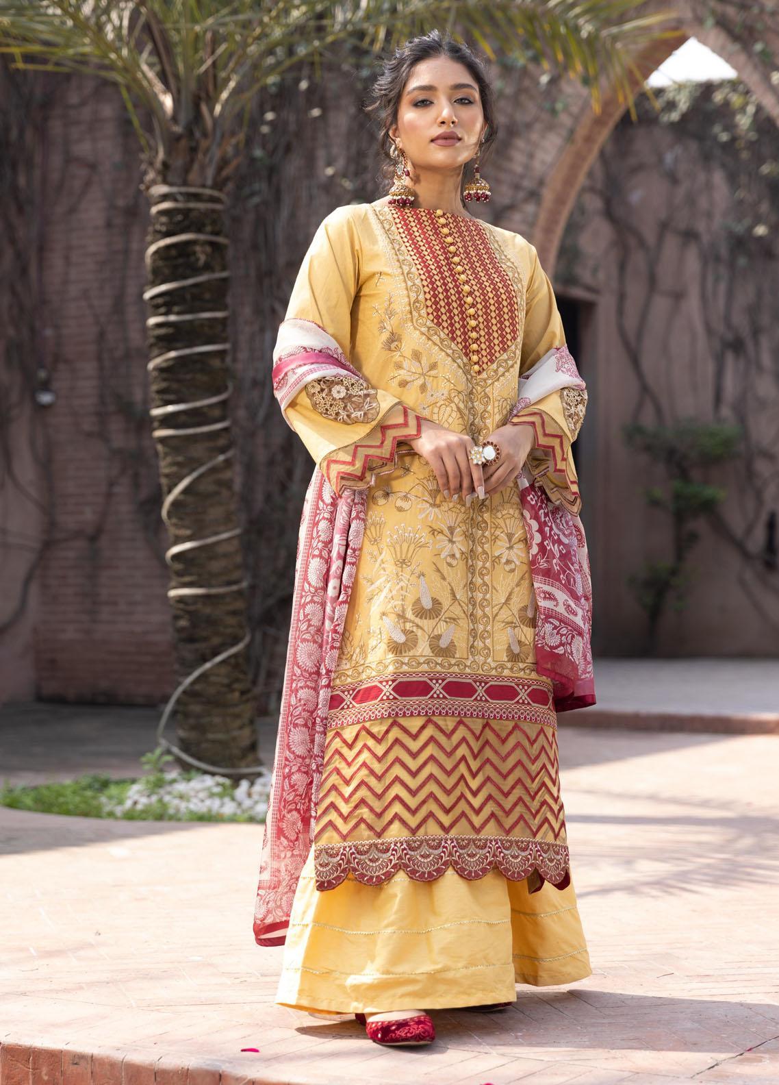 Aangan by Noorangi Embroidered Lawn Suits Unstitched 3 Piece NR22ANG ...