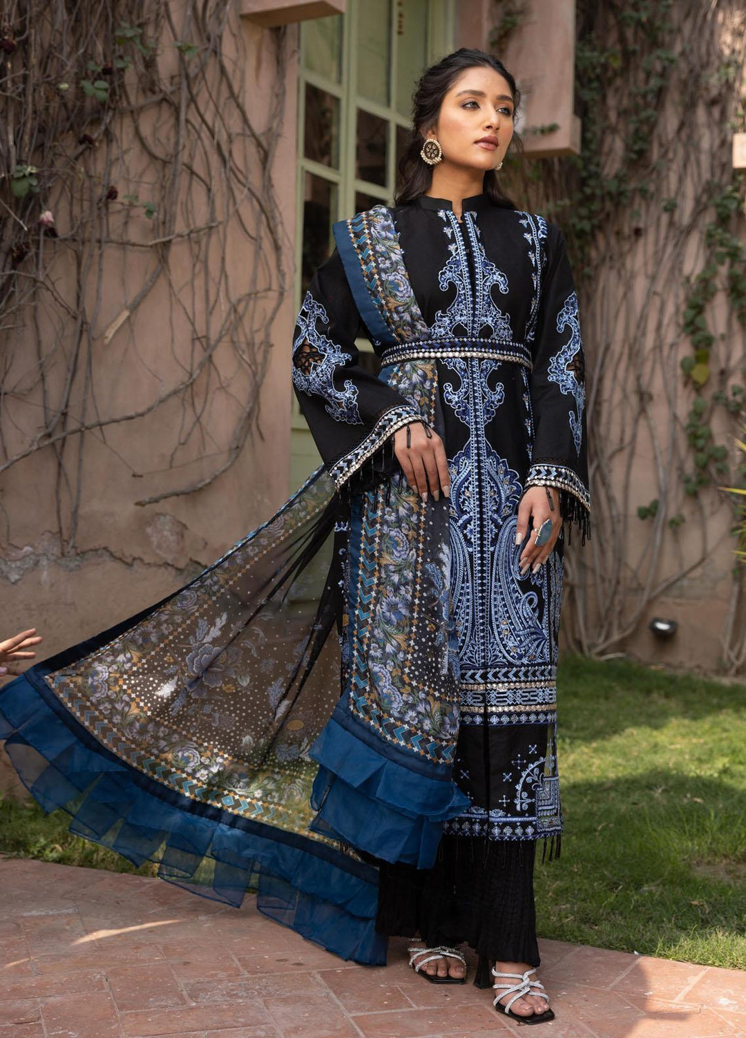 Aangan by Noorangi Embroidered Lawn Suits Unstitched 3 Piece NR22ANG Dahlia - Luxury Collection