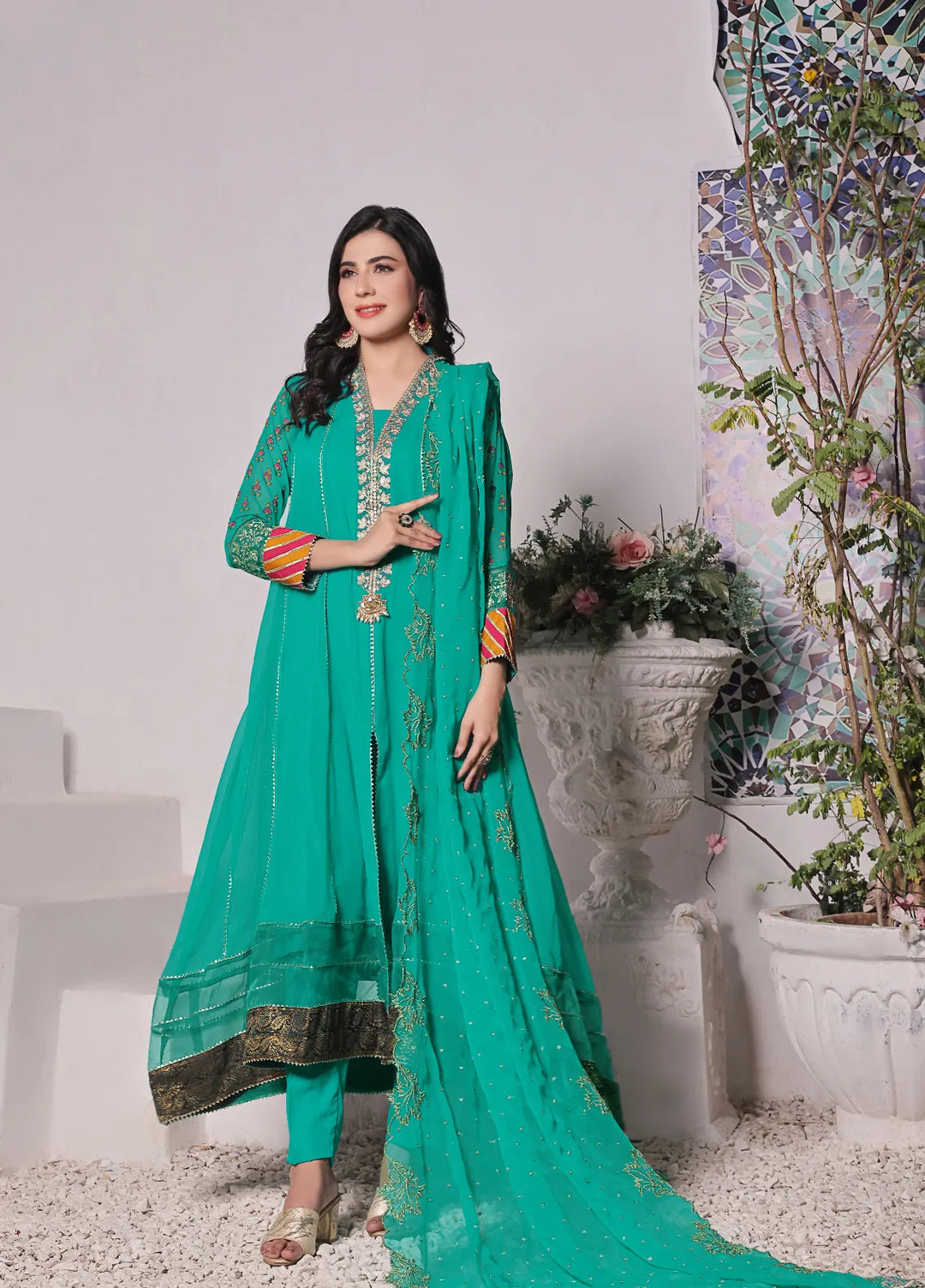 Abaan Zohan Pret Embroidered Chiffon 3 Piece Suit Hoor Bottle Green