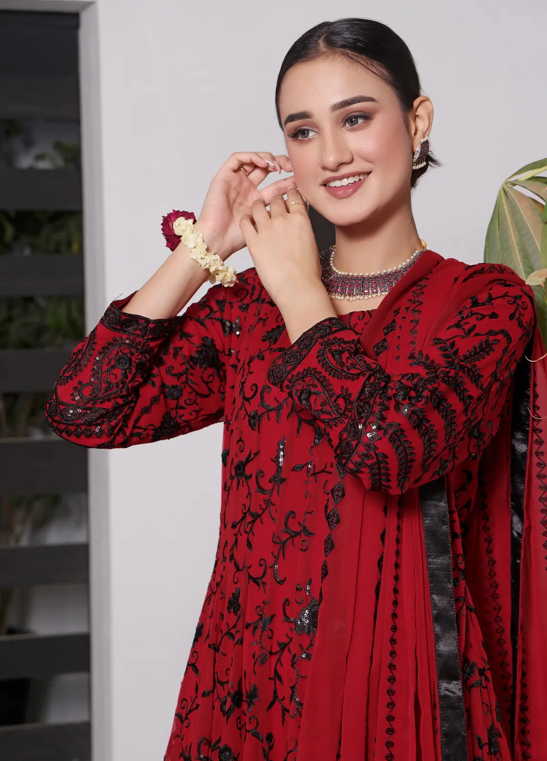 Abaan Zohan Pret Embroidered Chiffon 3 Piece Suit Siyaah Red