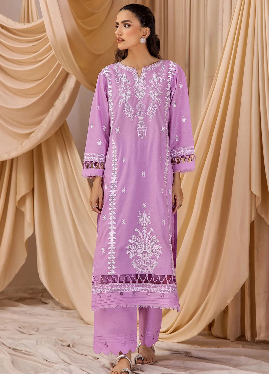 Afsaneh By Retro Pret Embroidered Lawn 2 Piece Suit RAF05