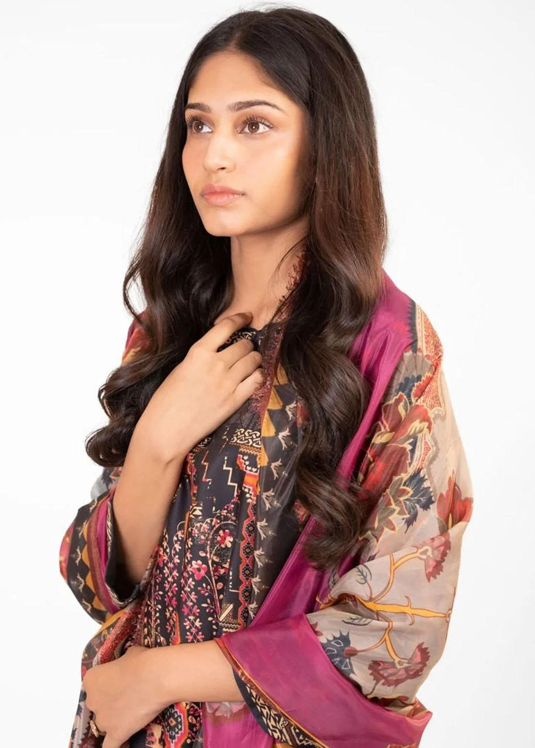 Al Karam Printed Cotton Satin Suits Unstitched 3 Piece AK22FW FW-35-22-Black - Festive Collection