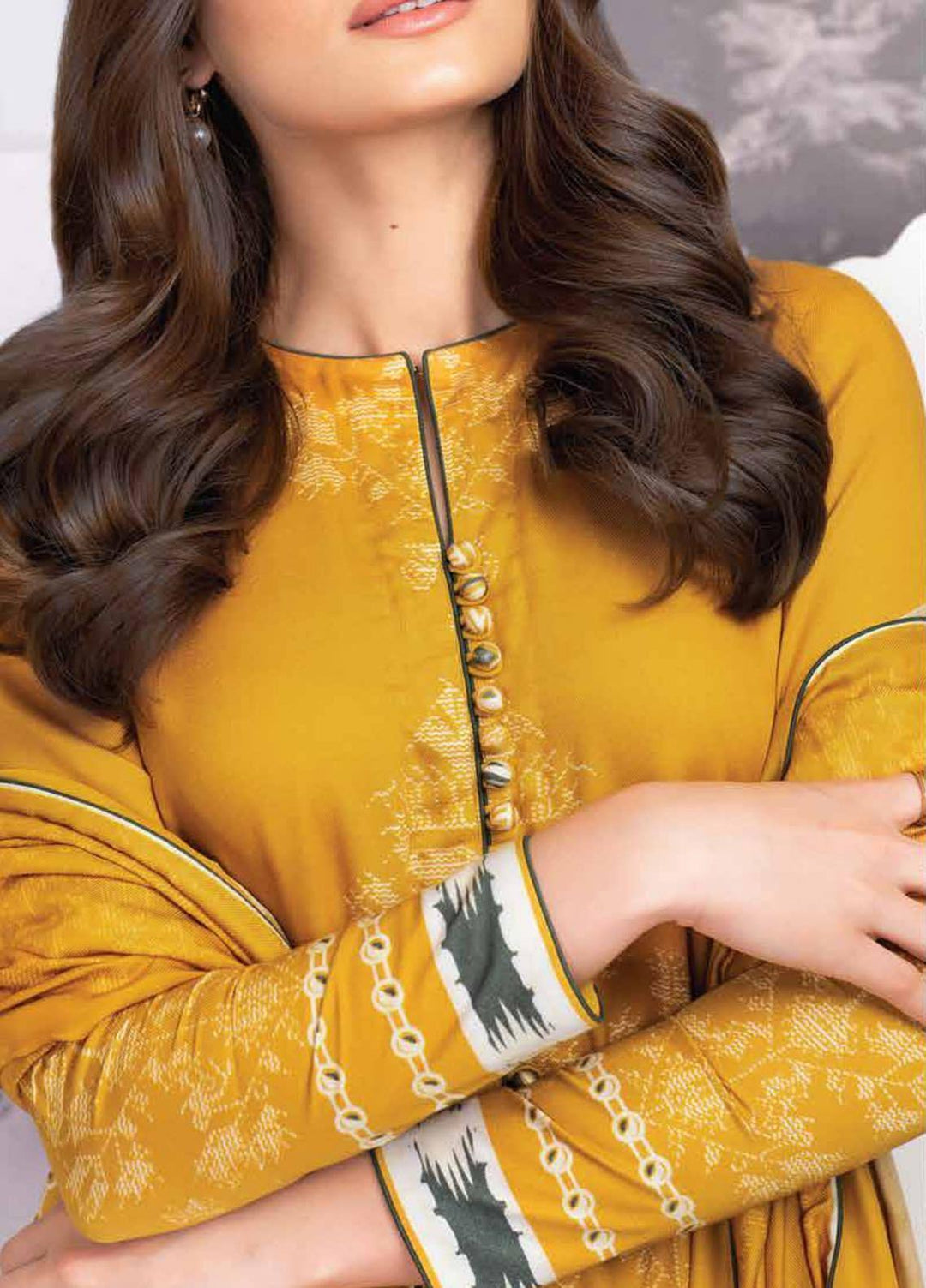 Al Karam Printed Twill Viscose Suits Unstitched 3 Piece AK21W FW-25.1-21 Mustard - Winter Collection