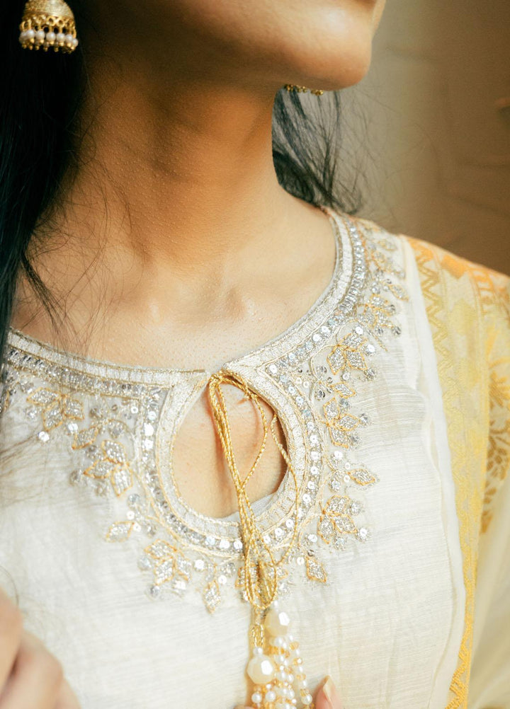 Arz Pret  Lawn Shirt JU02 Festive Ivory