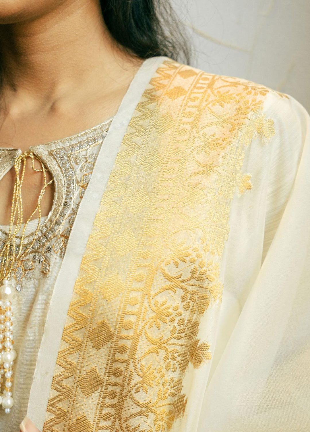 Arz Pret  Lawn Shirt JU02 Festive Ivory