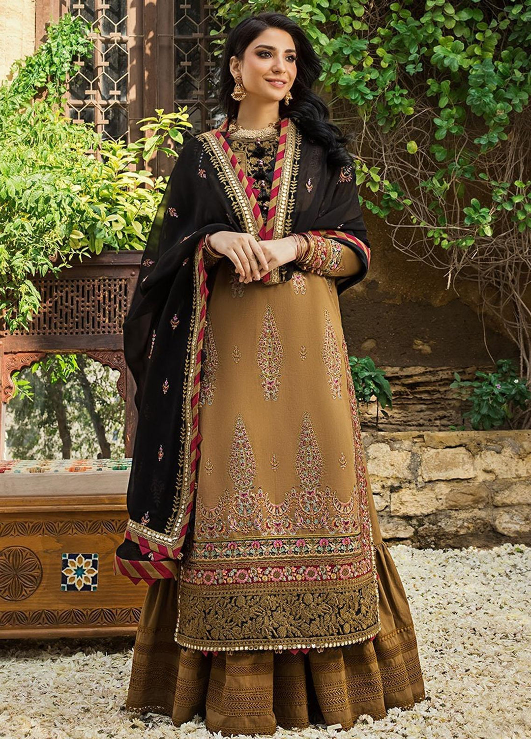 Asim Jofa Embroidered Lawn Suits Unstitched 3 Piece AJ23EL AJLR-09 - Luxury Lawn Collection