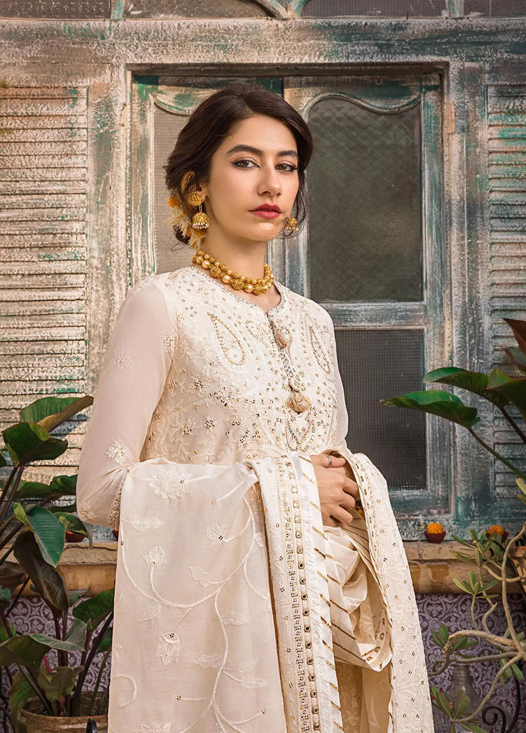 Asim Jofa Embroidered Lawn Unstitched Suit 3 Piece AJ23EL AJLR-07 - Luxury Lawn Collection