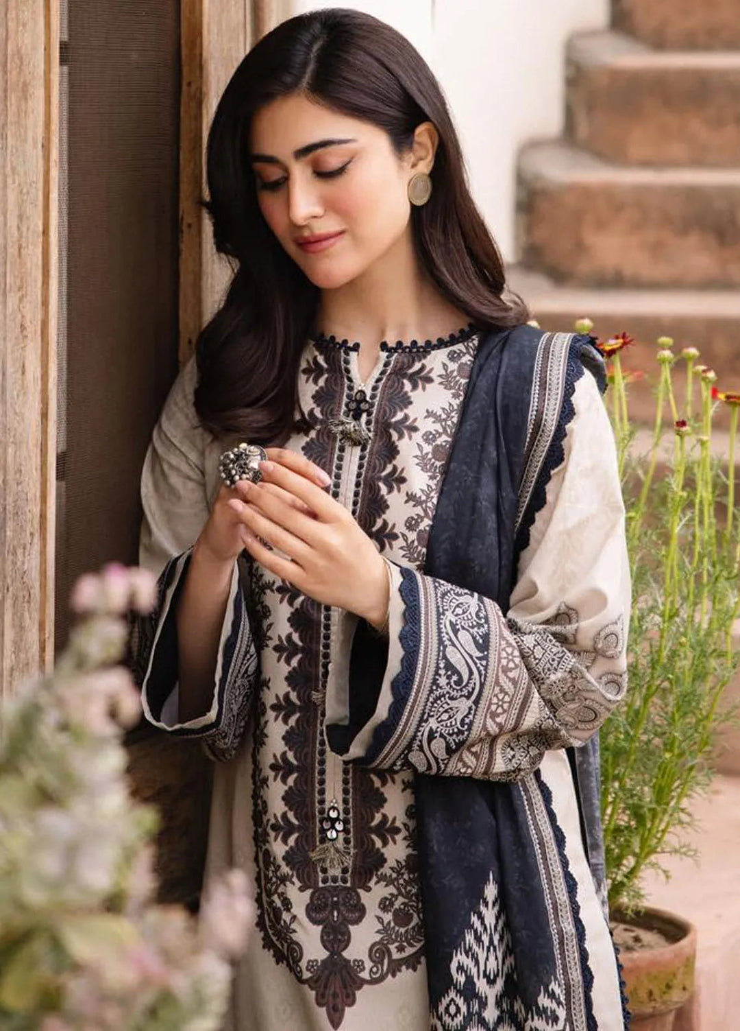 Asim Jofa Printed Lawn Suit Unstitched 3 Piece AJ24P2 AJBU-02 - Summer Collection