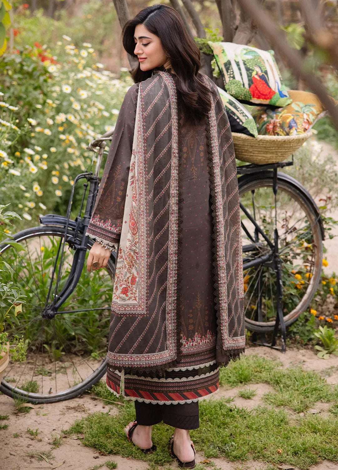 Asim Jofa Printed Lawn Suit Unstitched 3 Piece AJ24P2 AJBU-06 - Summer Collection