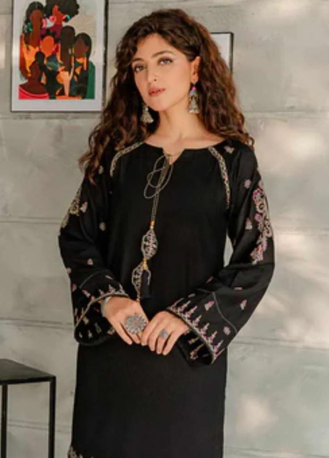Aura Apparel Pret Embroidered Lawn 2 Piece Suit Naura