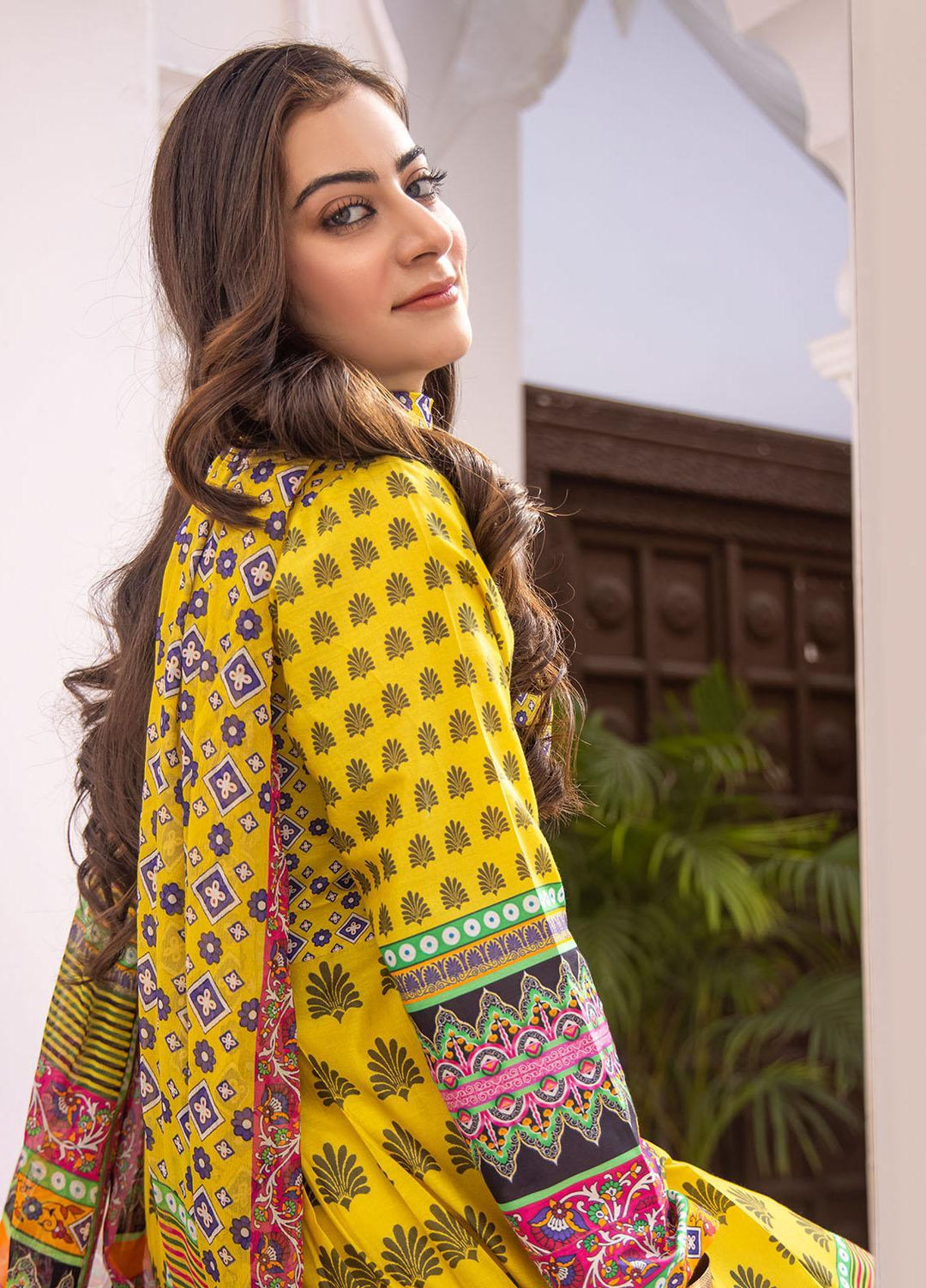 Aura Apparel Casual Pret  Lawn 2 Piece Suit AU23SLF Imperial Stone