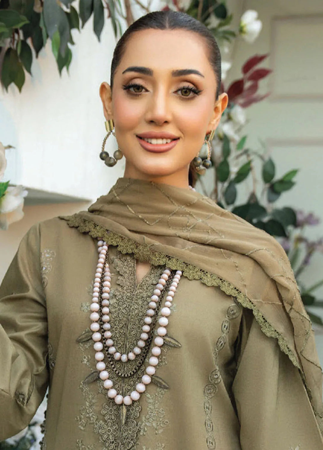 Aviva by Humdum Embroidered Lawn Suit Unstitched 3 Piece HD25A D-10 - Summer Collection