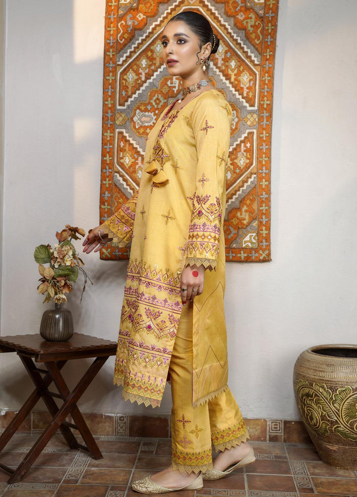 Maira Zunnorain Ready to Wear (RTW)  Silk 3 Piece Suit Zeest MZC-02-07