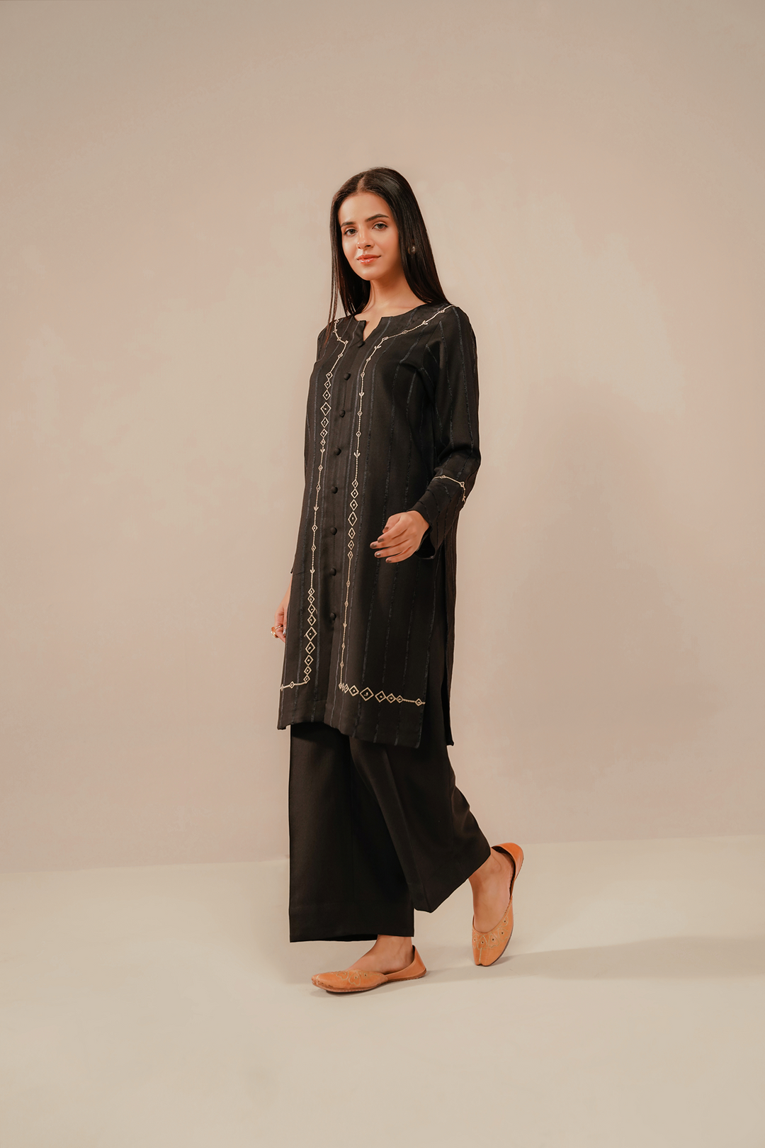 Divinely Crafted Pret Embroidered Silk Karandi 2 Piece Muse Black