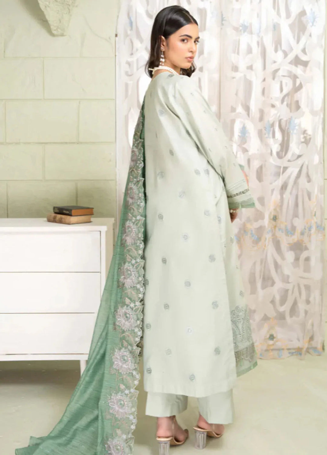 Baad e Baharan by Humdum  Chikankari Lawn Suit Unstitched 3 Piece HD24B D-05 - Summer Collection