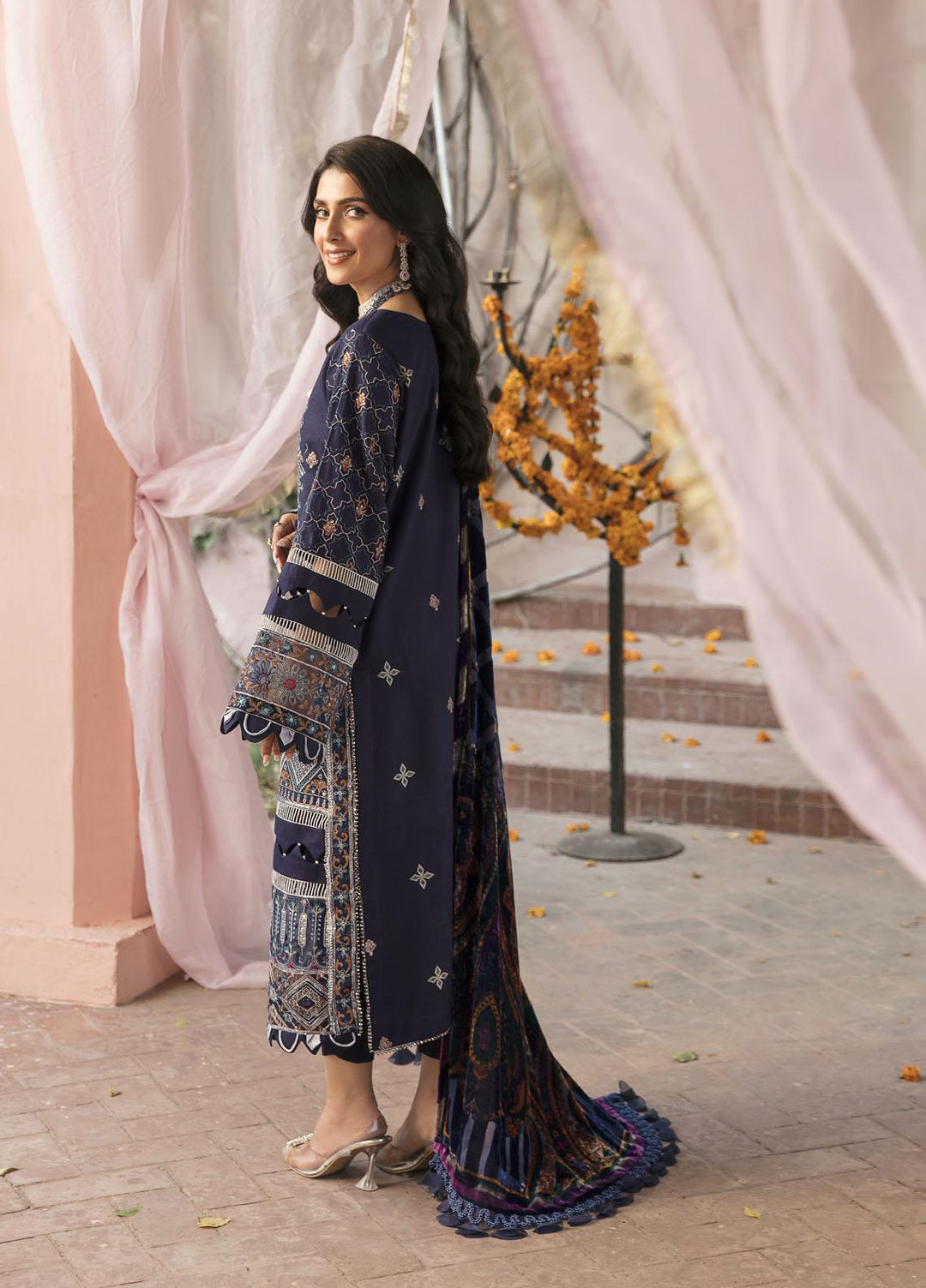 Bandhan By Parishay Embroidered Karandi Suits Unstitched 3 Piece PRS22B Noor - Winter Collection