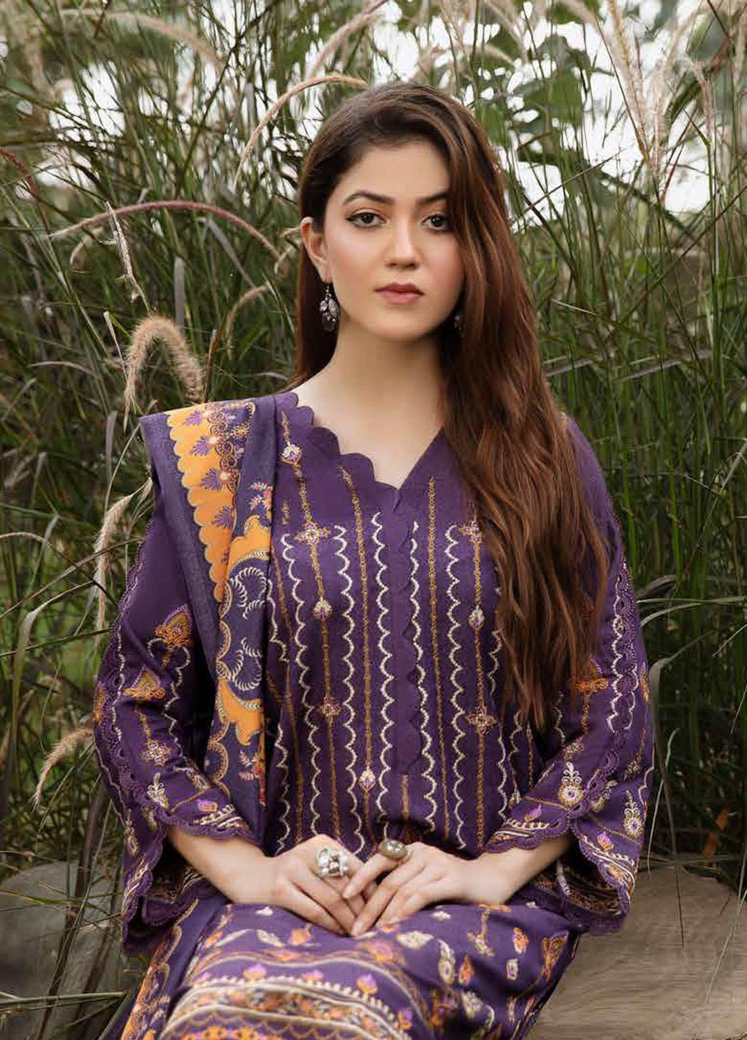 Banafsheh Embroidered Silk Karandi Suits Unstitched 3 Piece BF21PK BNK-05 - Winter Collection