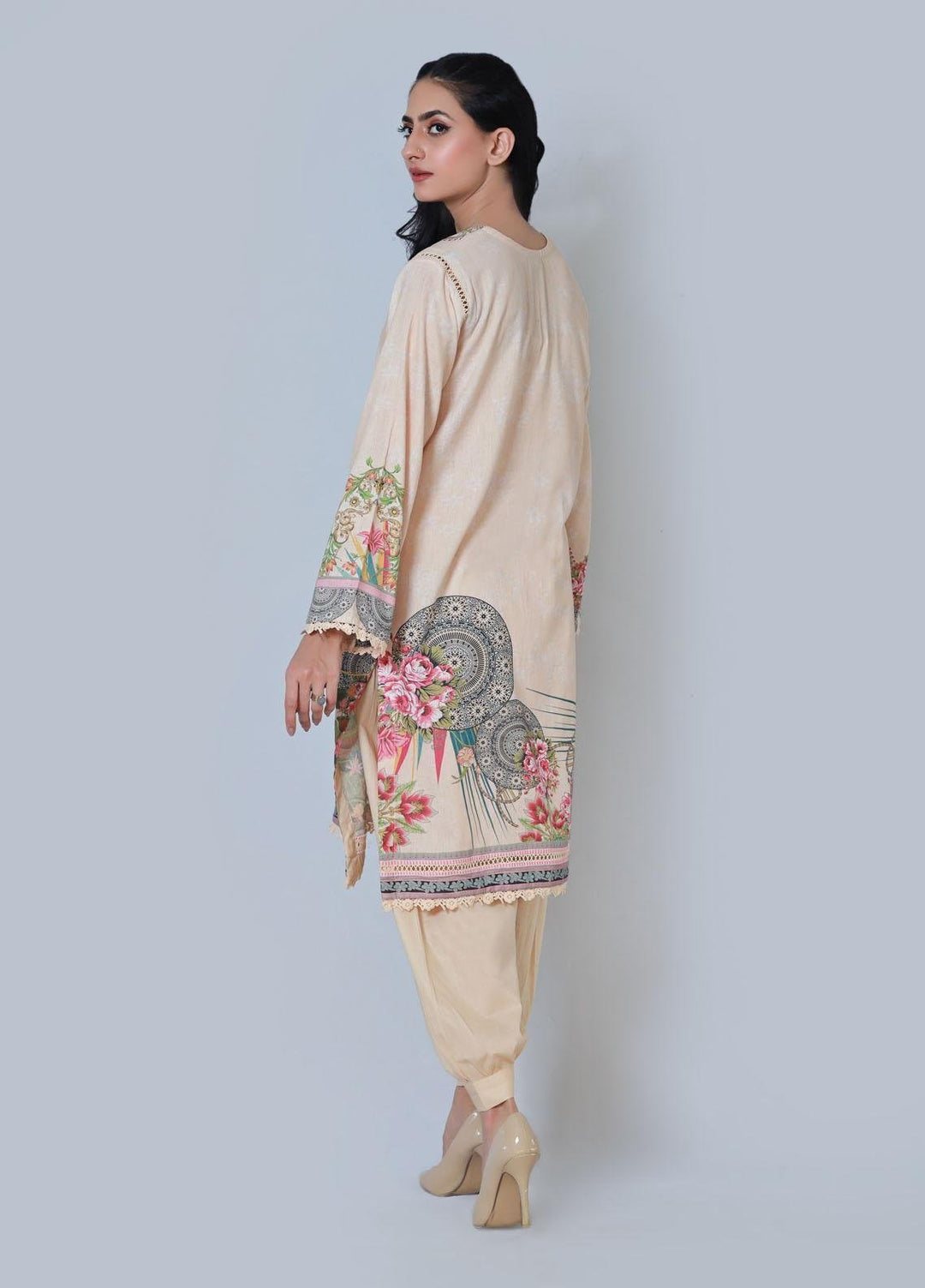 Bareeq Pret  Lawn 3 Piece Suit Classic Ivory