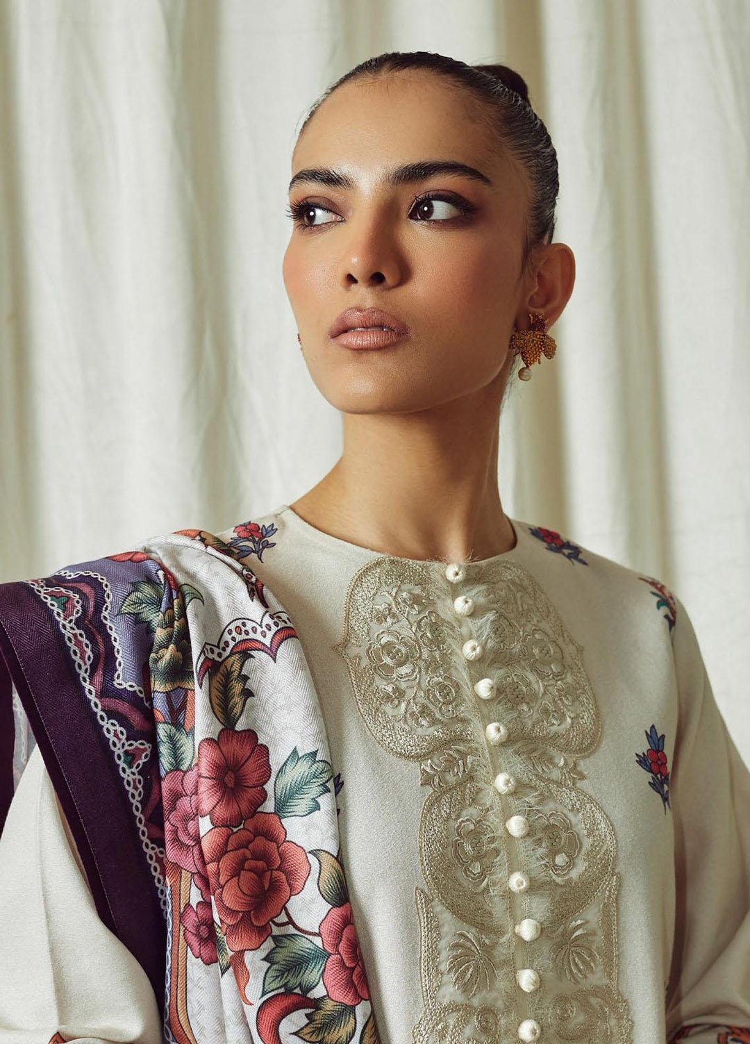 Bellini By Seran Embroidered Karandi Suits Unstitched 3 Piece SRN23BL D-05 Renee - Winter Collection