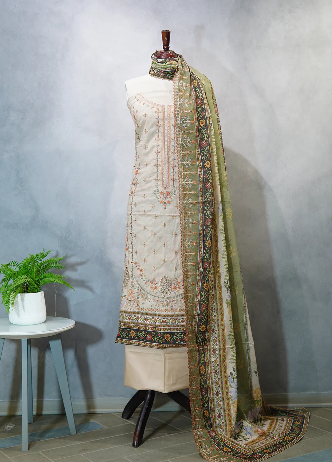 Bin Saeed Embroidered Suit Unstitched 3 Piece D-05 - Fall Collection