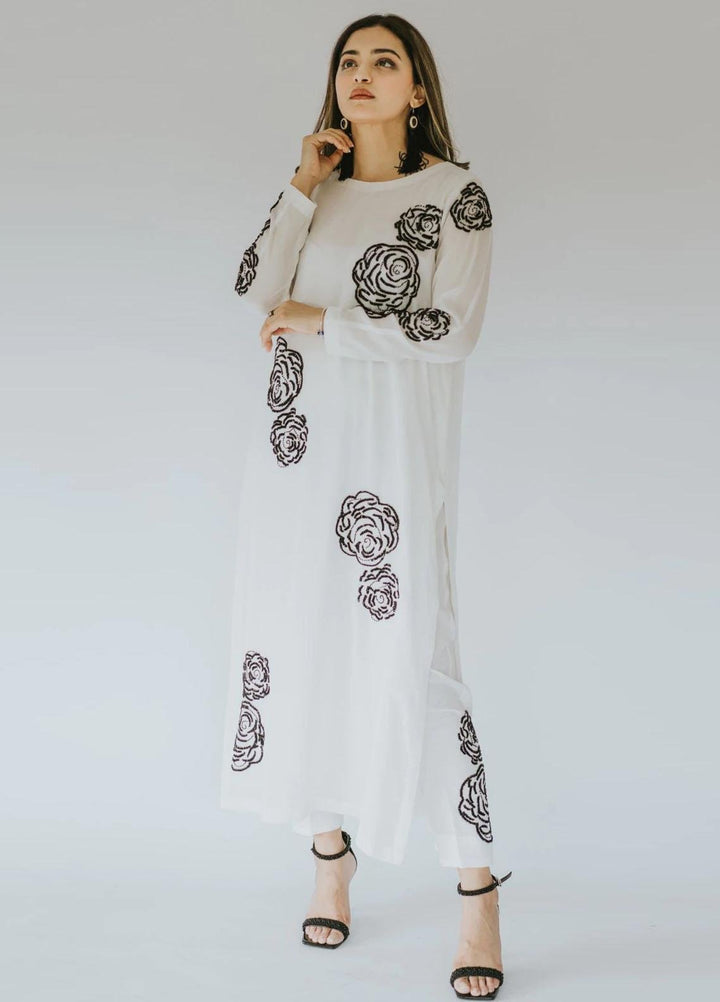 Farhat Inam Khan Pret  Crepe 2 Piece FIK22BW FIK-002