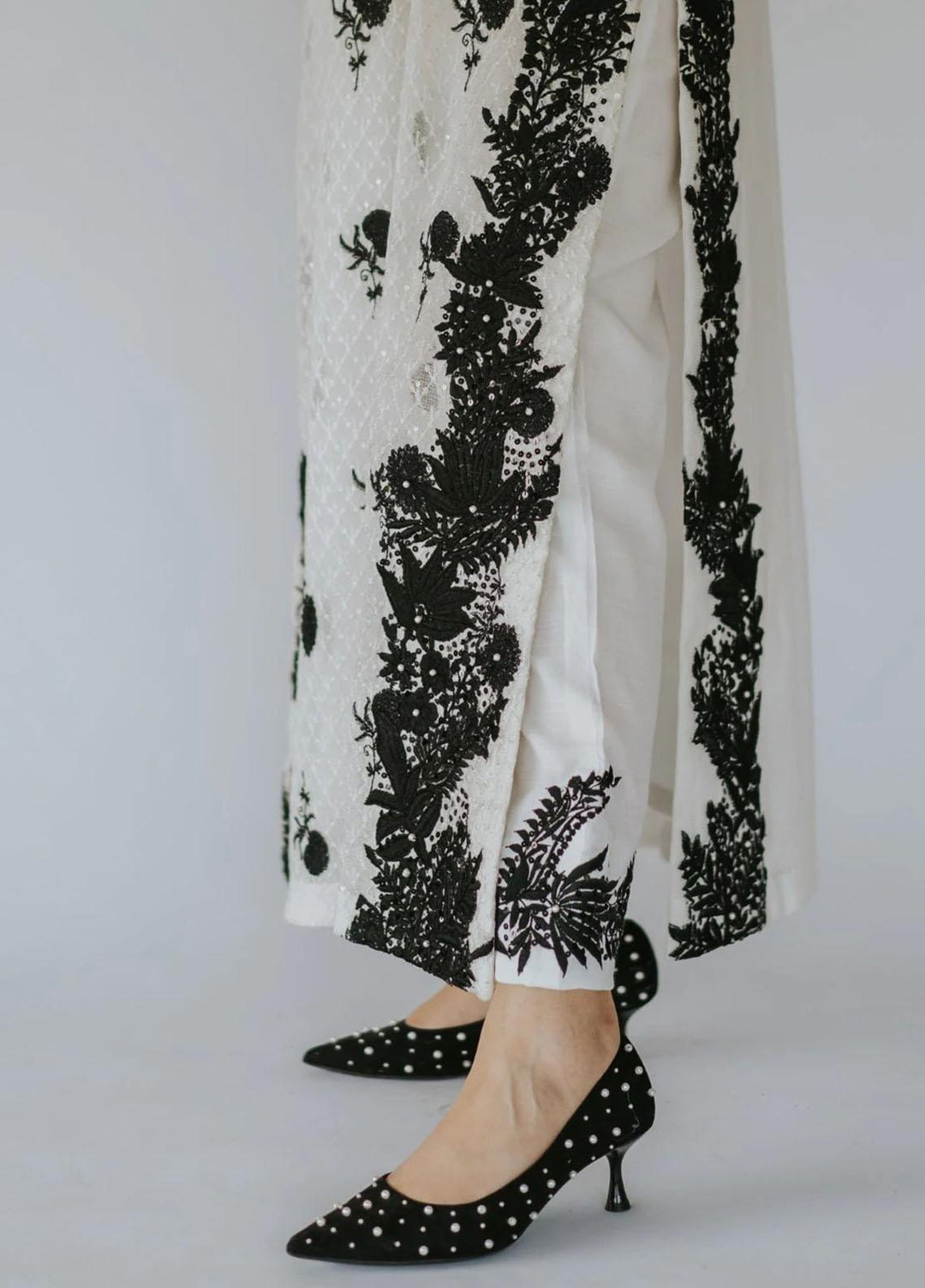 Farhat Inam Khan Pret  Cotton Net 2 Piece FIK22BW FIK-004