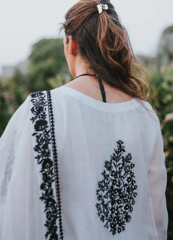 Farhat Inam Khan Pret  Cotton Net 2 Piece FIK22BW FIK-007