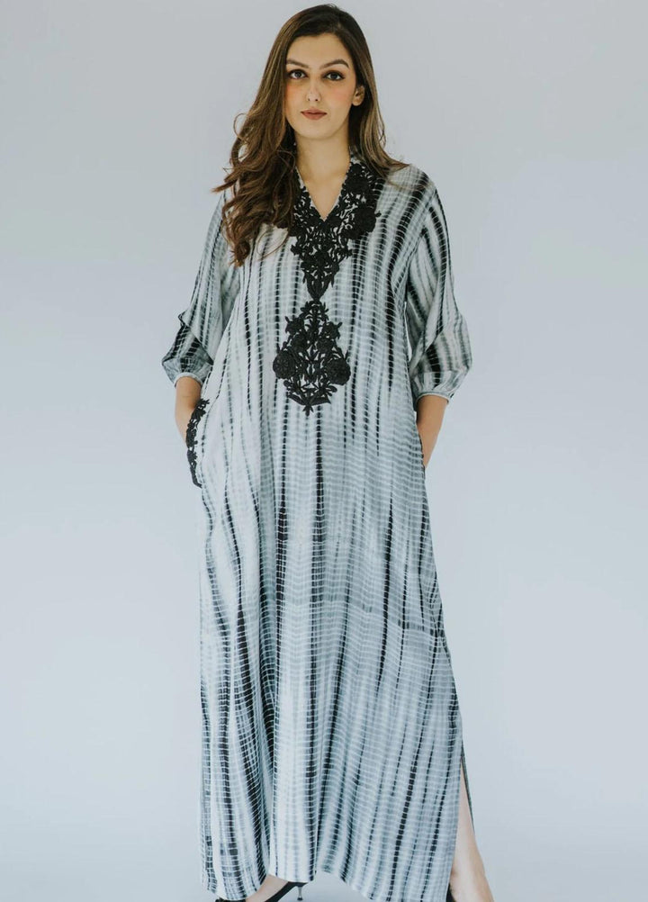 Farhat Inam Khan Pret  Linen Kaftan FIK22BW FIK-011