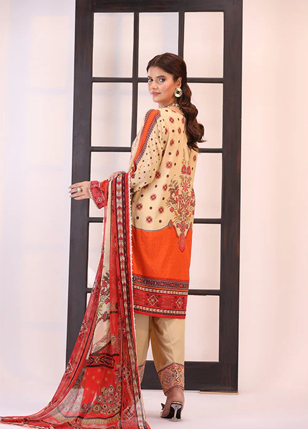La Elise Women Unstitched Embroidered Lawn 3 Piece Suit 0001206 Nubia - Casual Collection