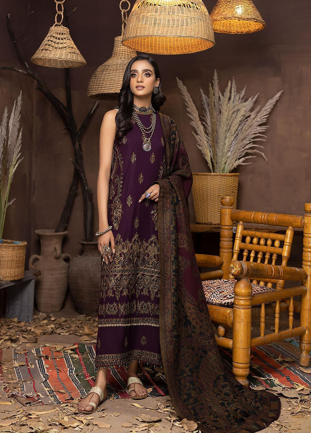 Carvaan By Humdum Embroidered Woolen Suits Unstitched 3 Piece HD22C 05 - Winter Collection