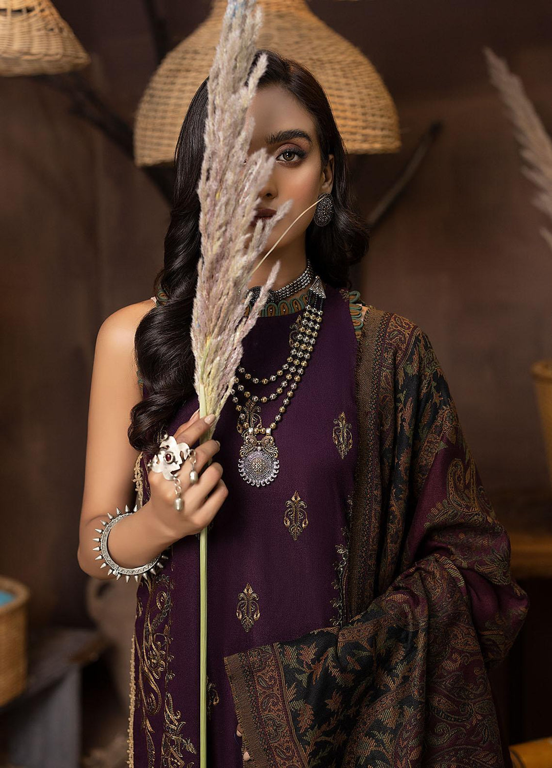 Carvaan By Humdum Embroidered Woolen Suits Unstitched 3 Piece HD22C 05 - Winter Collection