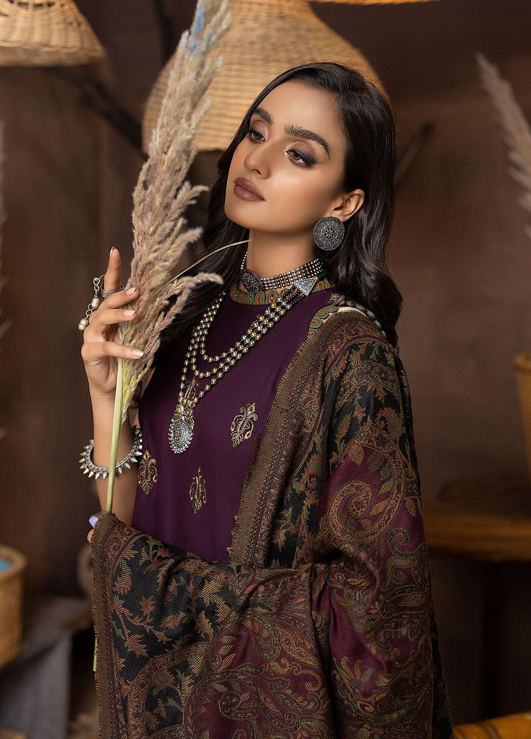Carvaan By Humdum Embroidered Woolen Suits Unstitched 3 Piece HD22C 05 - Winter Collection