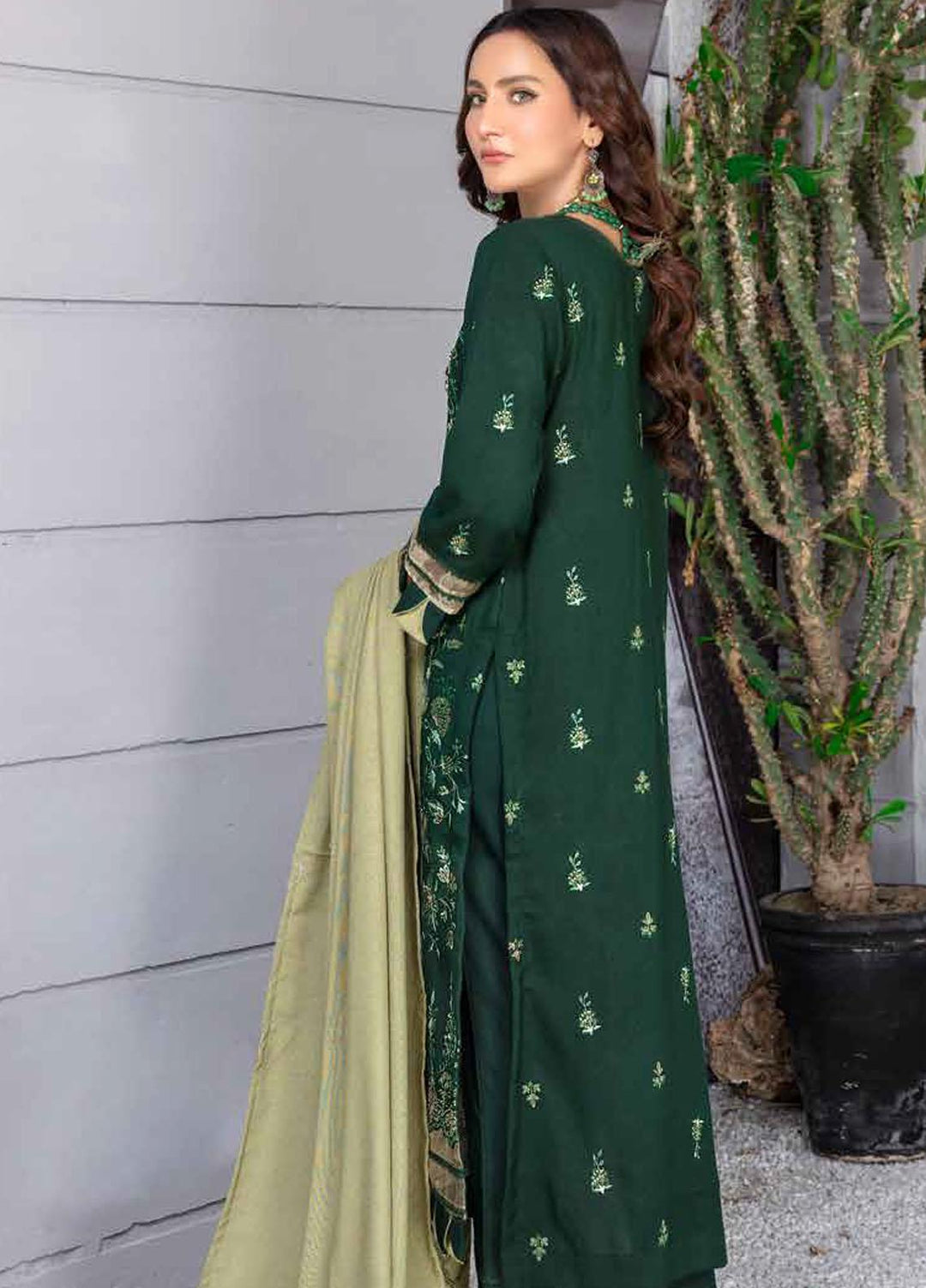 Chantilly De Lace By Aalaya Embroidered Dhanak Suits Unstitched 3 Piece ALY22CDL-V2 D-01 - Winter Collection