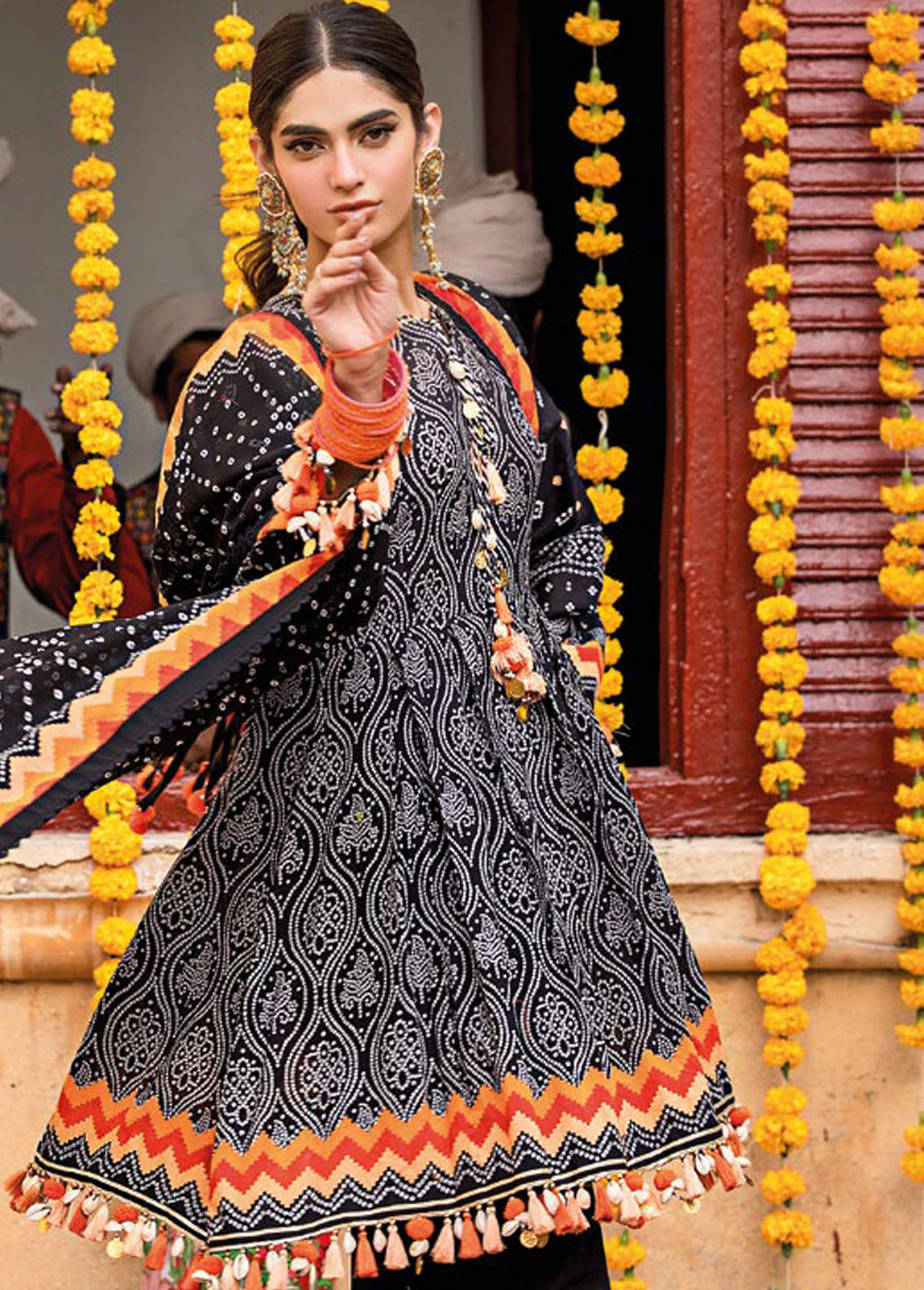 Chunri By Gul Ahmed Printed Lawn Suits Unstitched 3 Piece GA24C CL-42033B - Summer Collection