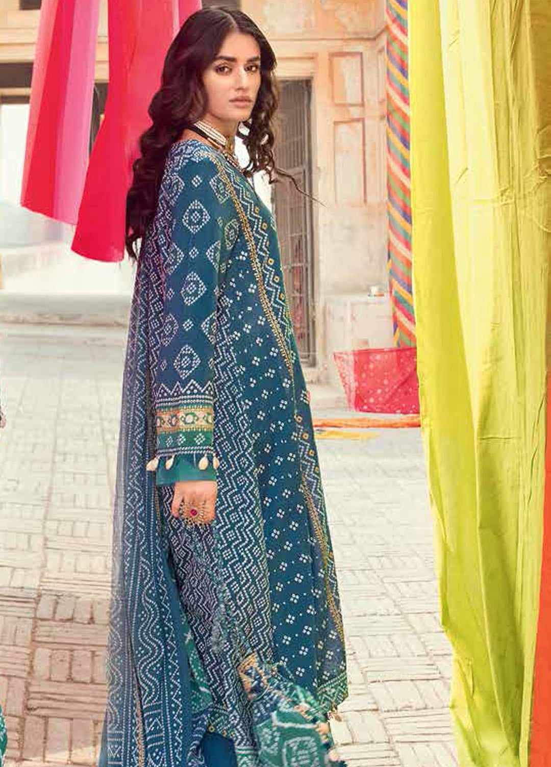Chunri Collection Chunri by Gul Ahmed Printed Lawn Suits Unstitched 3 Piece GA23C CL ...