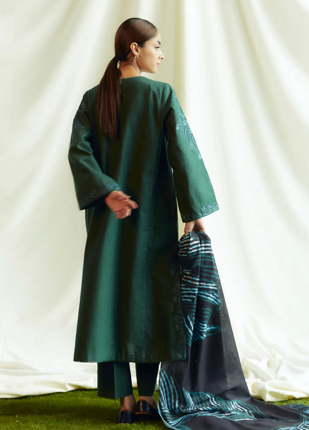 Coco by Zara Shahjahan Embroidered Suits Unstitched 3 Piece CZS24W D5B Peridot - Winter Collection