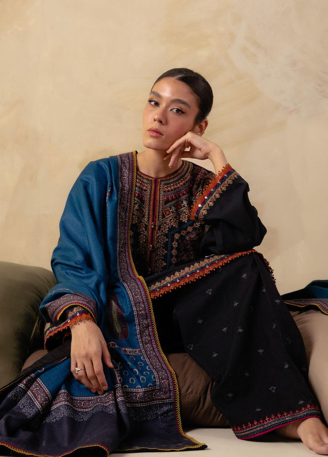 Coco By Zara Shahjahan Embroidered Khaddar Suits Unstitched 3 Piece CZS23W 8B - Winter Collection