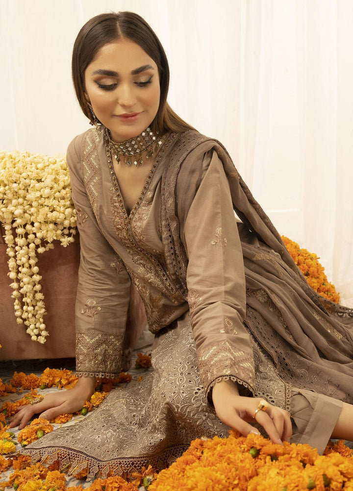 Combinations Casual Pret  Lawn 3 Piece Suit CMN23SL Pewter Brown